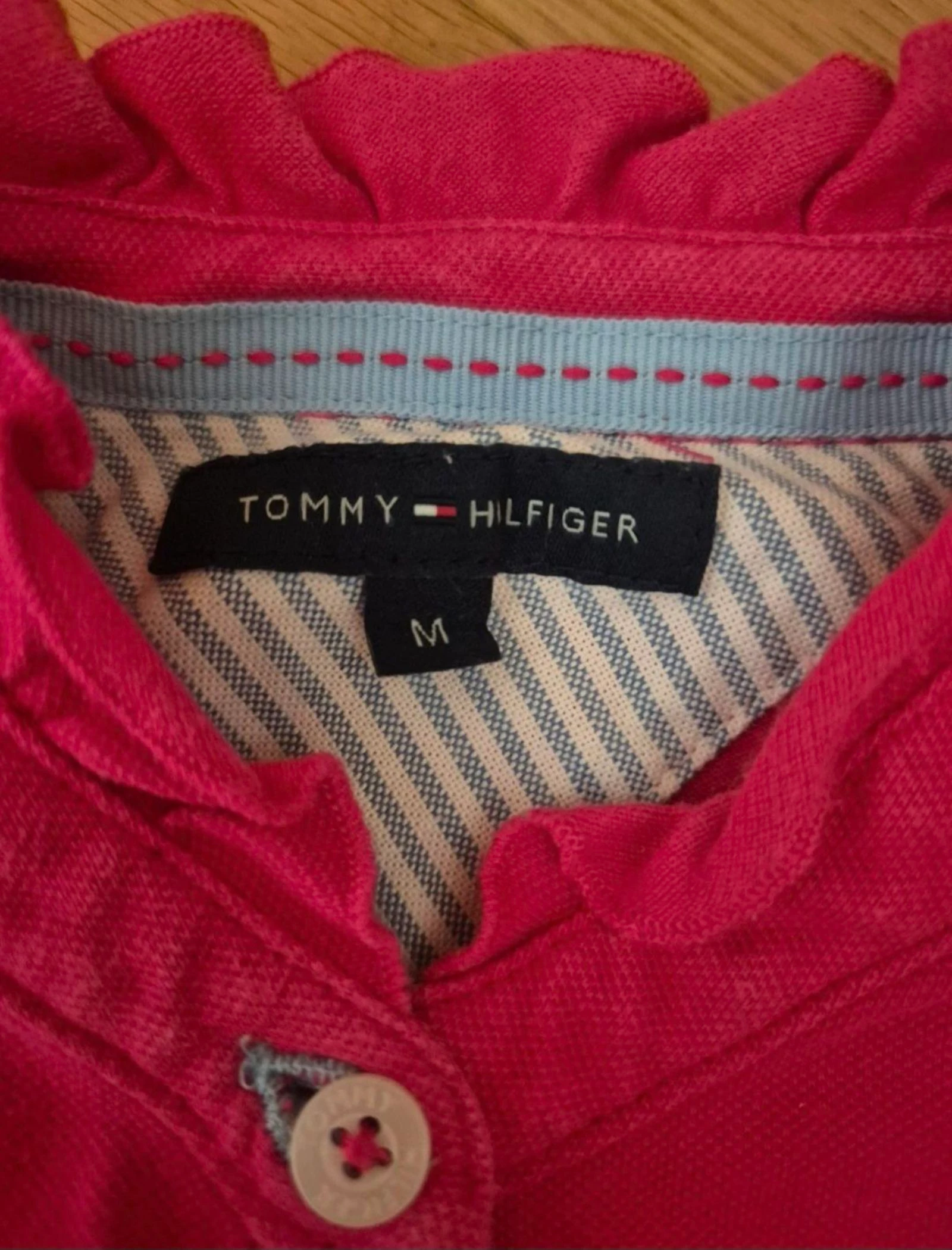 Polo rosa/ fucsia Tommy Hilfiger.  Talla M – photo 4